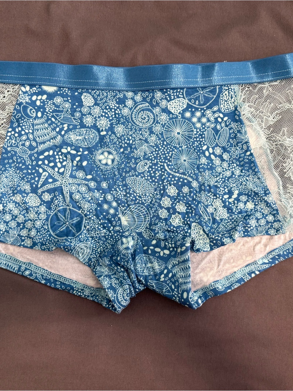 Blue Seashell Print Lace-Panel Boyshorts